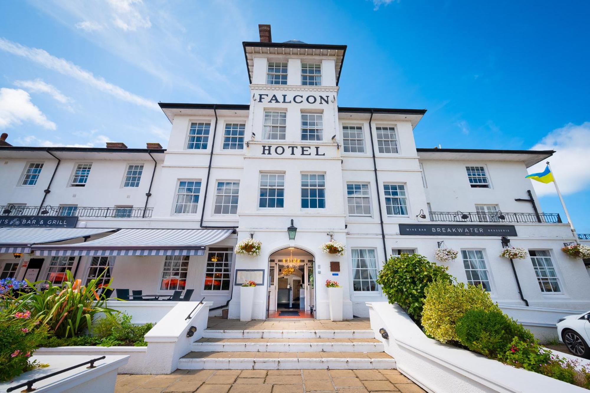 The Falcon Hotel Б'юд Екстер'єр фото