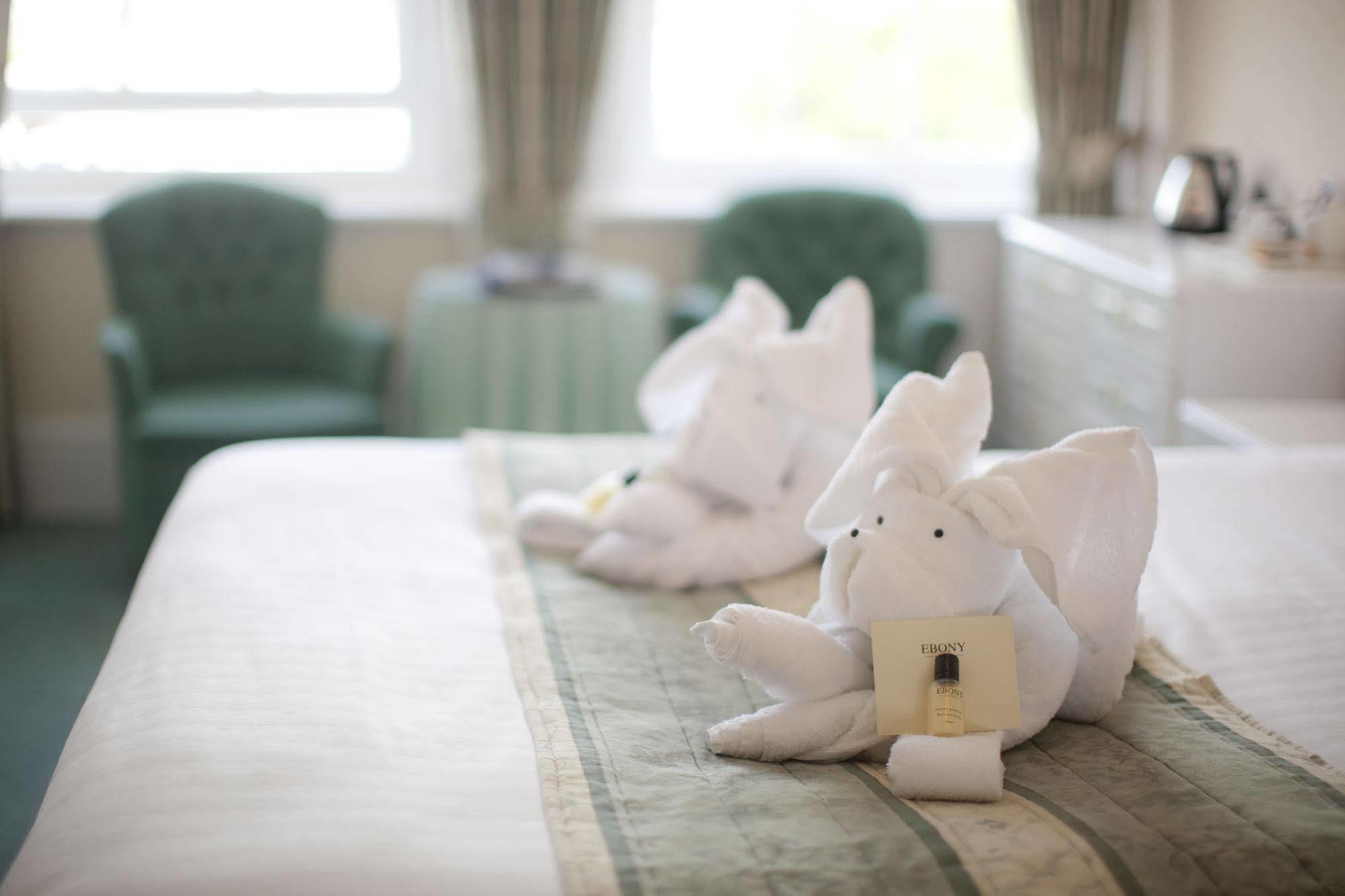 The Falcon Hotel Б'юд Екстер'єр фото