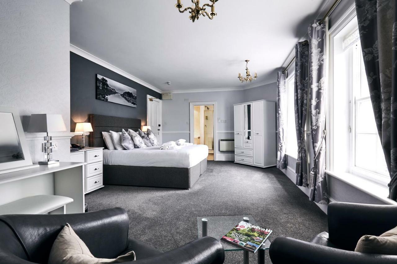 The Falcon Hotel Б'юд Екстер'єр фото