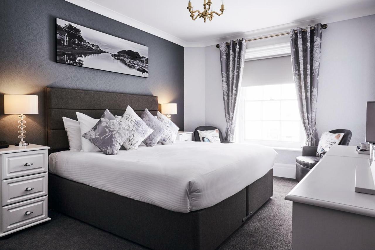 The Falcon Hotel Б'юд Екстер'єр фото