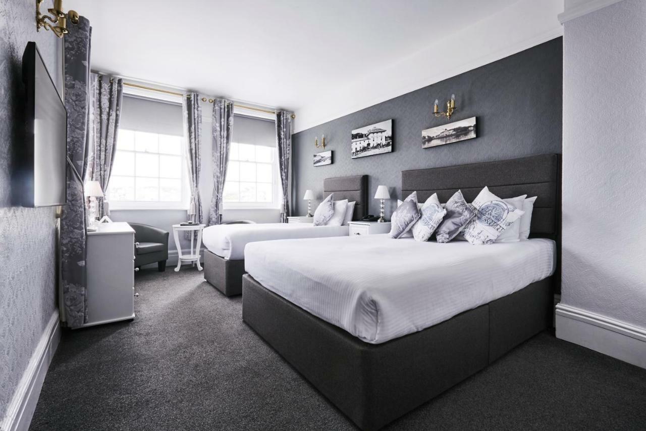 The Falcon Hotel Б'юд Екстер'єр фото